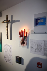 Hande-Hoche-2009-Installation-view-c-Laden-für-Nichts-Leipzig-Germany